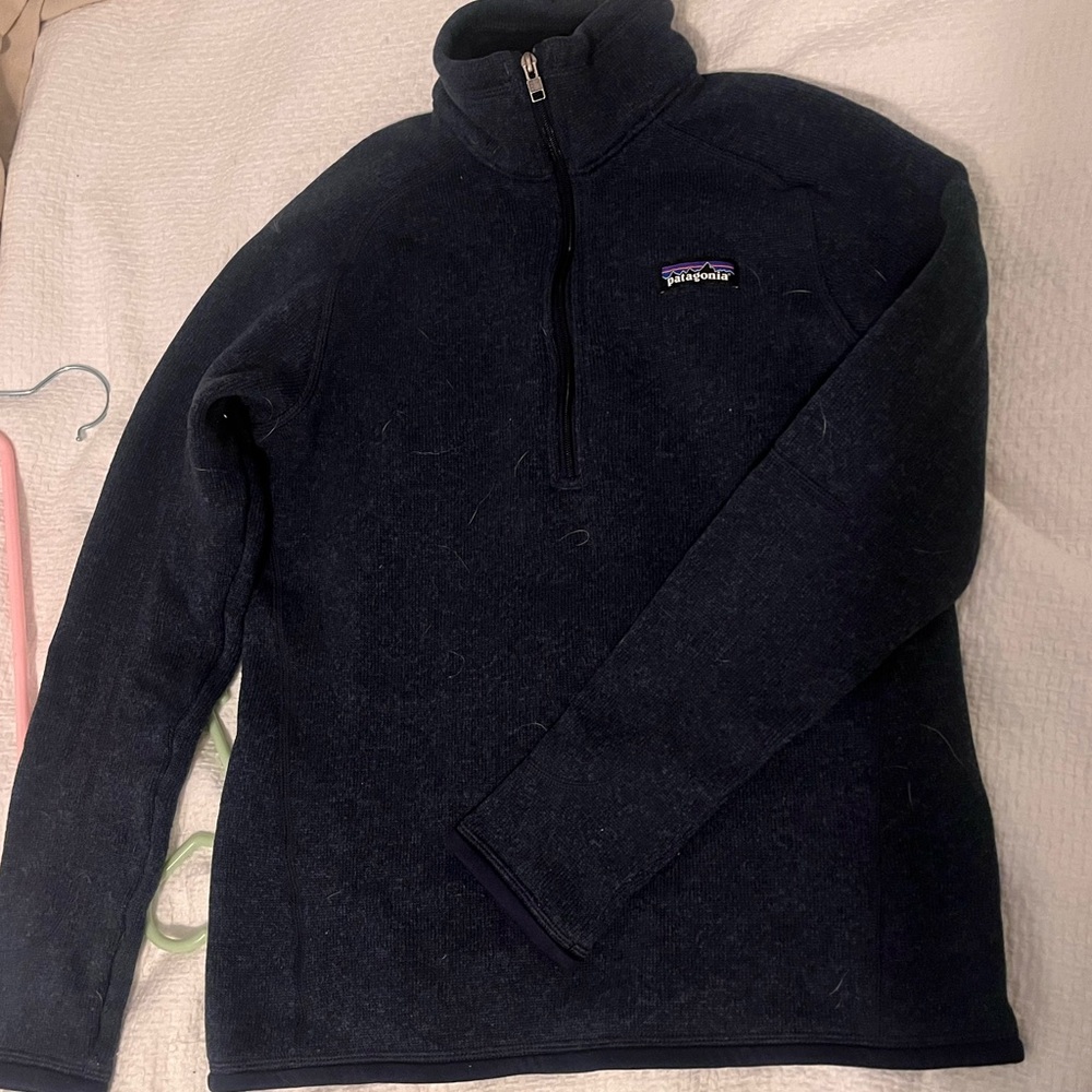 navy blue Patagonia fleece size small